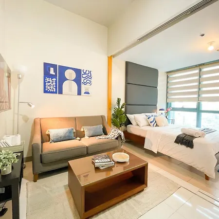 Sophisticated Bgc Stay At Uptown Area #Oursw30C2