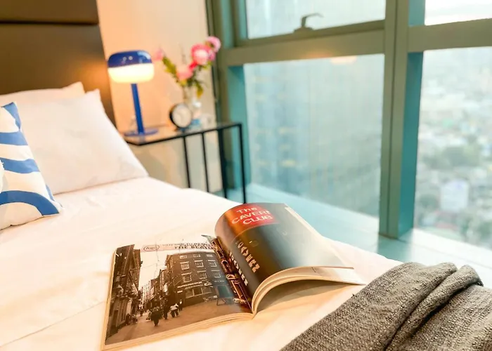 Sophisticated Bgc At Uptown Area #oursw30c2 Holiday home *